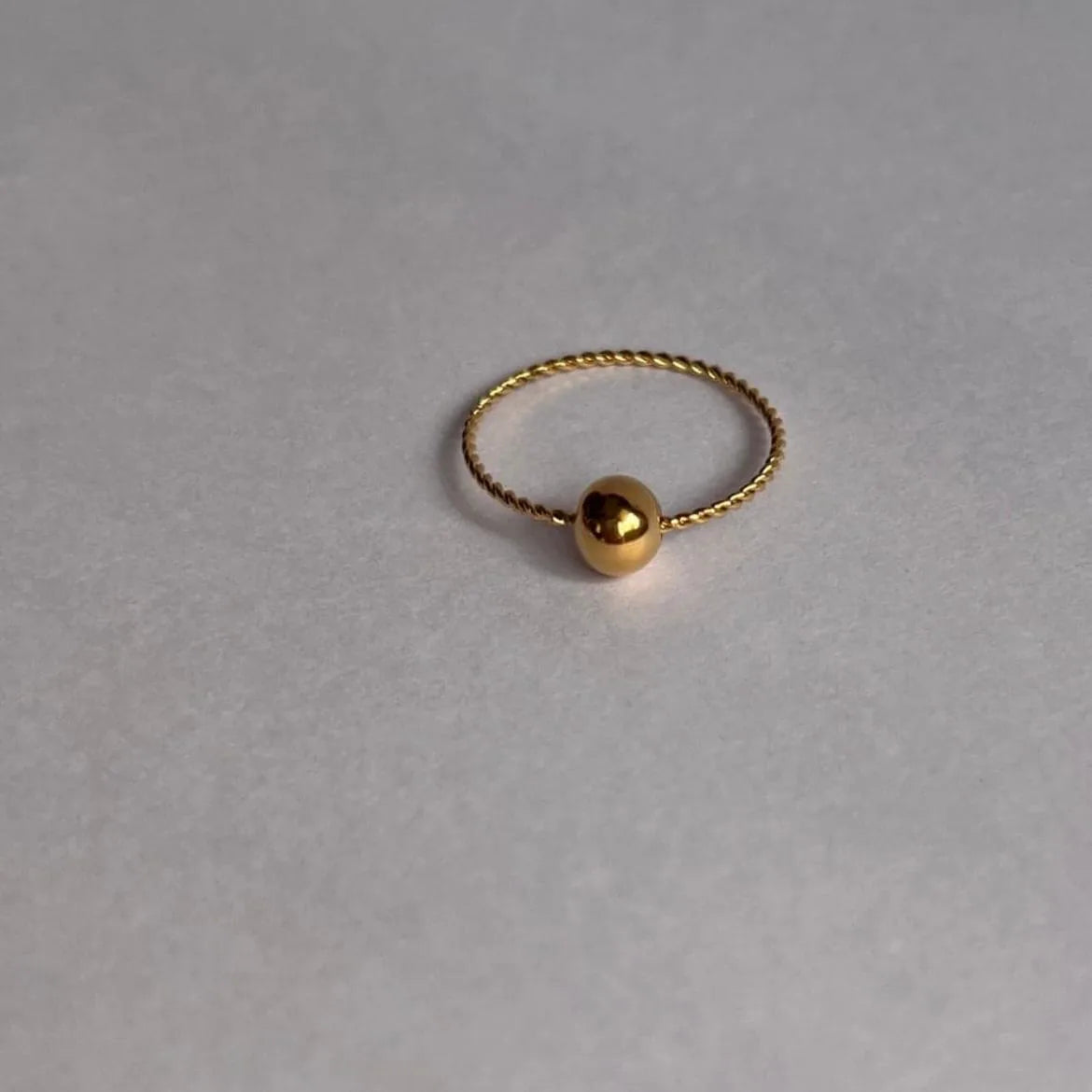 Sleek Belle Ring