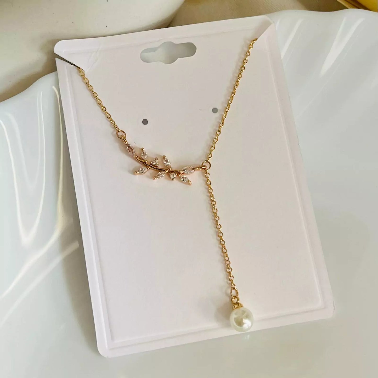 Lyna Pearl Necklace