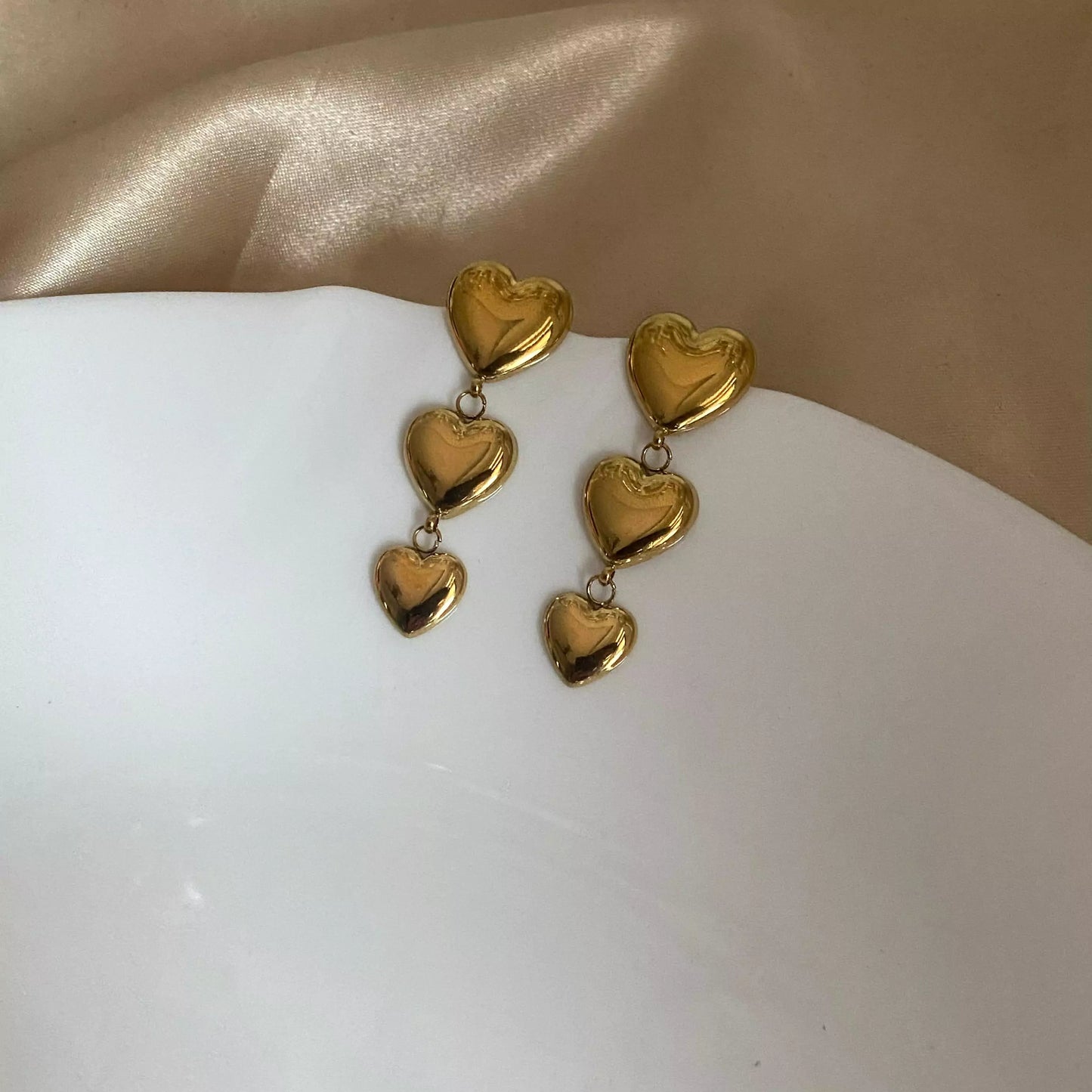 Hearts Danglers