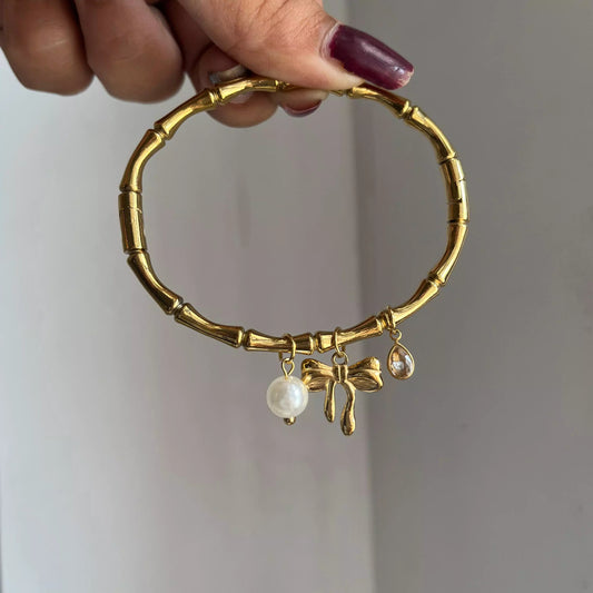 Bow Pearl Charms Bracelet