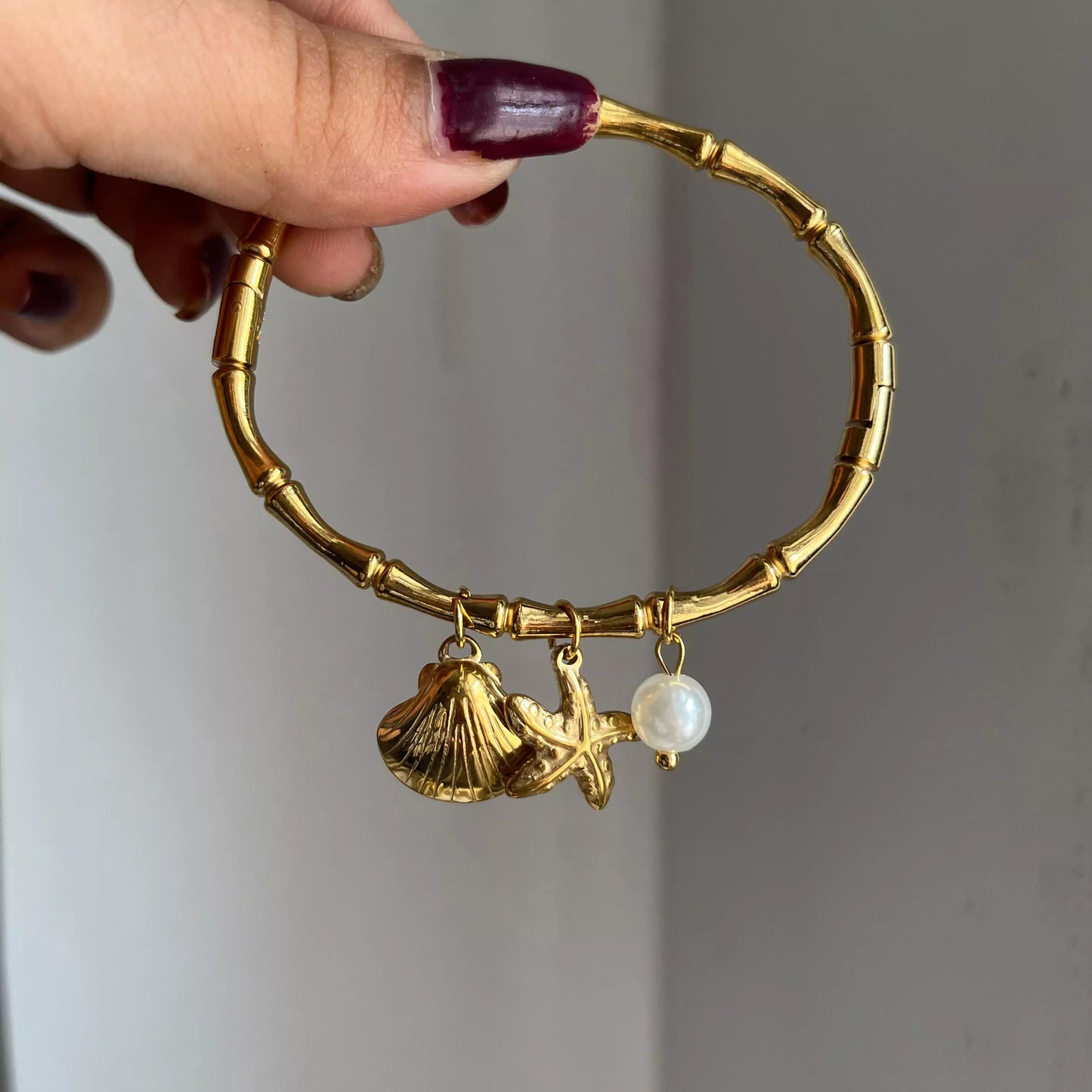 Beachy Shell Charms Bracelet