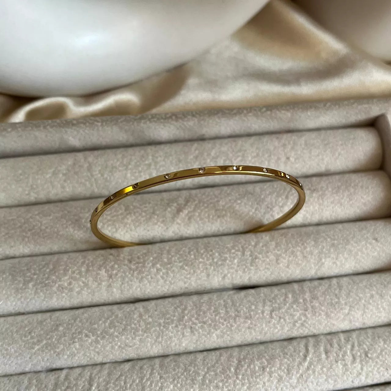 Studded Thin Bangle - (2’6)