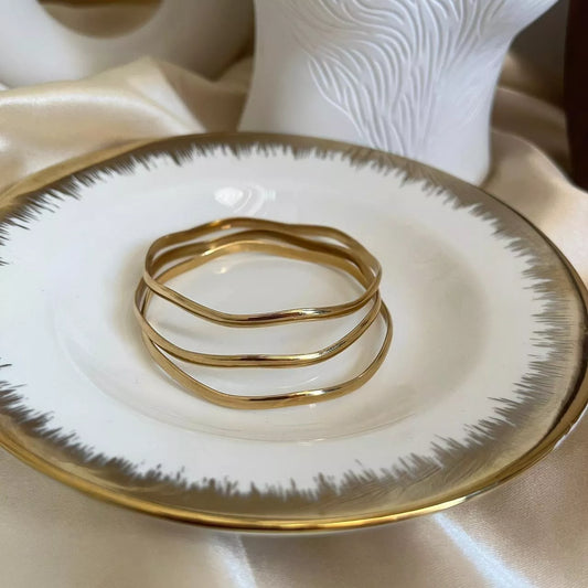 Wave Shein Bangle Set - Size 2’4 (diameter: 5.3 cm)