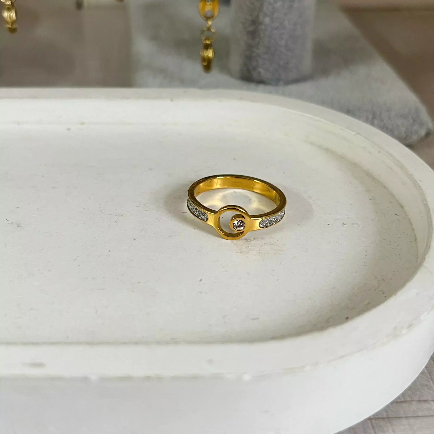 Sia Stone Ring