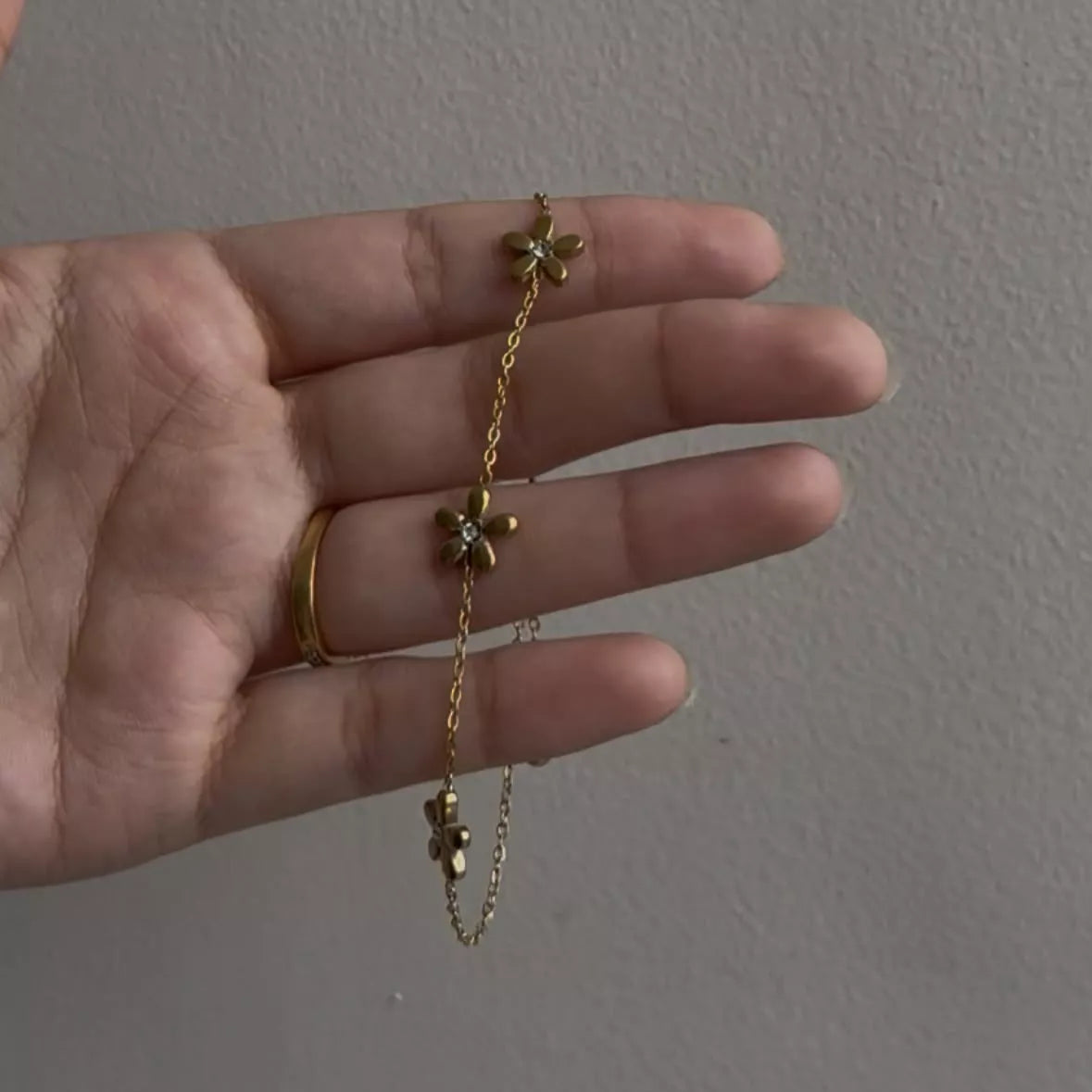 Flowers Stone Bracelet