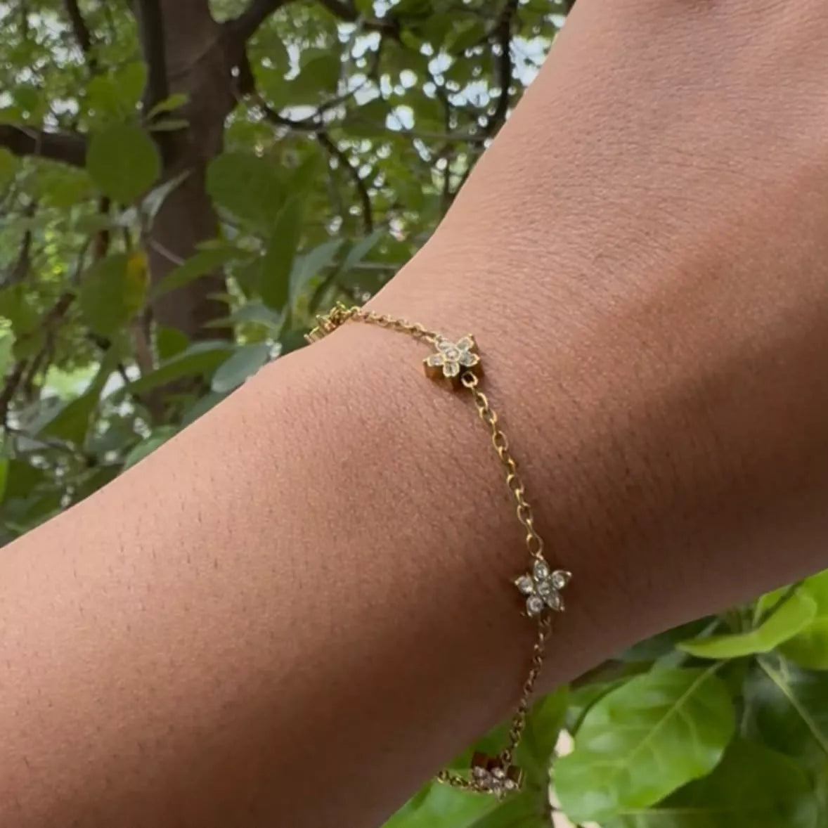 Minimal Floral Bracelet