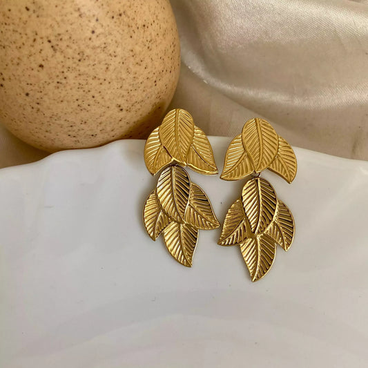Leaflet Blush Earring