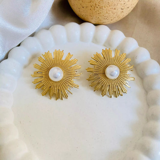 Pearl Flora Earrings