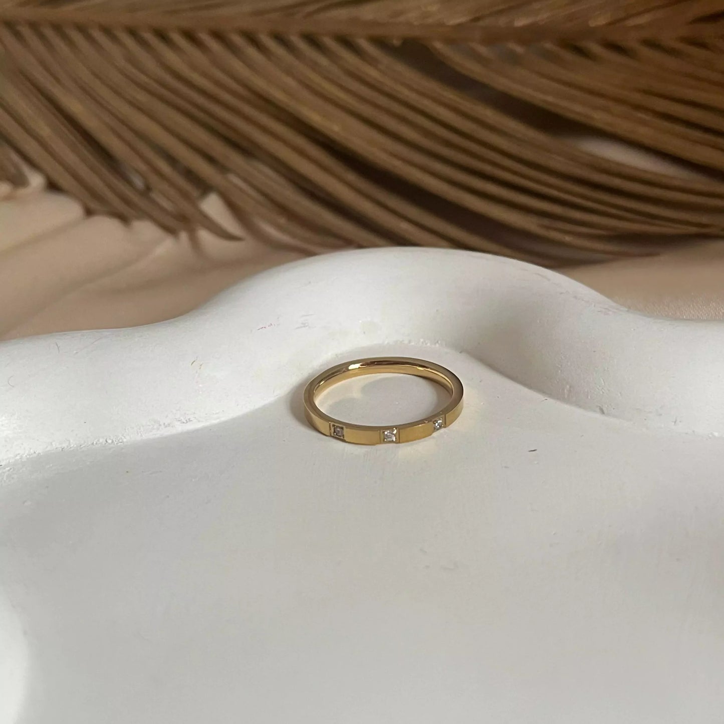Squa Studs Ring