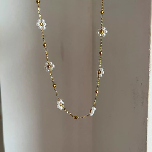Beaded Flowers Necklace