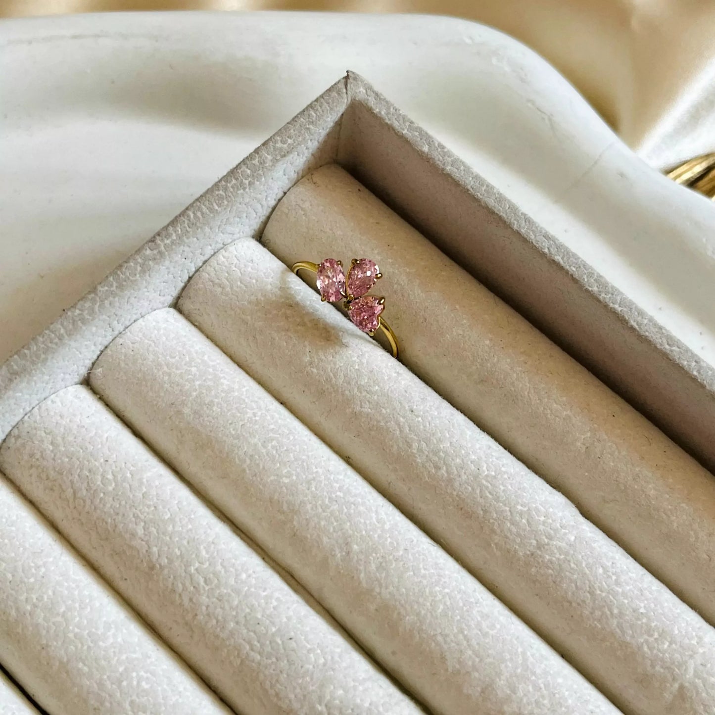 Triya Studded Ring - pink