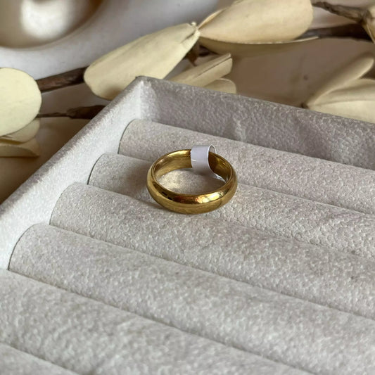 Bold Plain Gold Ring