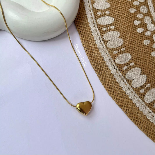 Goldy Heart Bold Necklace