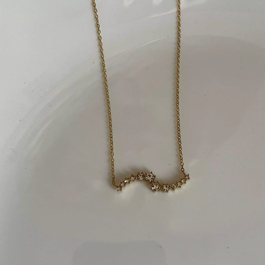 Leera Necklace - white