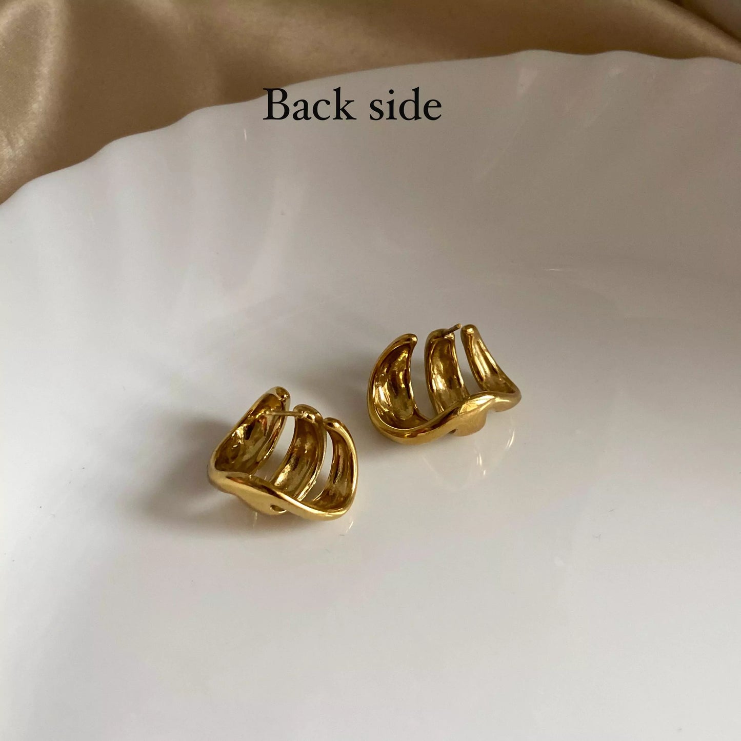 Bold Claw Earrings