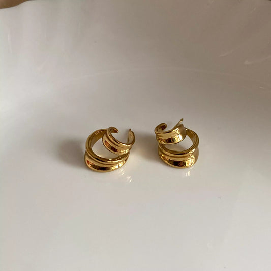 Lyna Claw Earrings