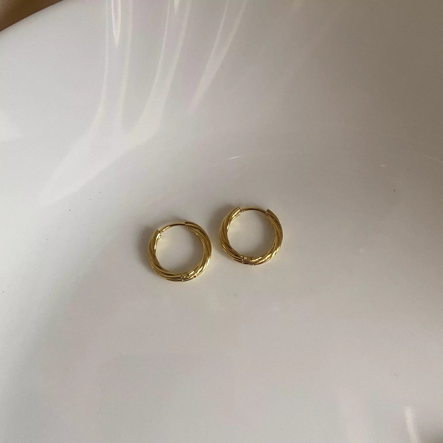 Mini Twisty Hoops