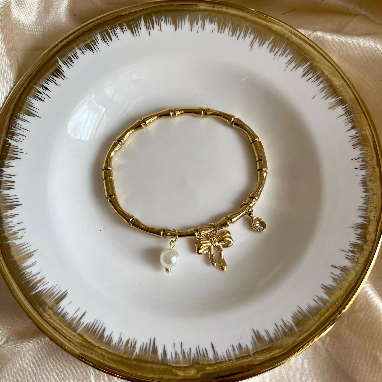 Bow Pearl Charms Bracelet