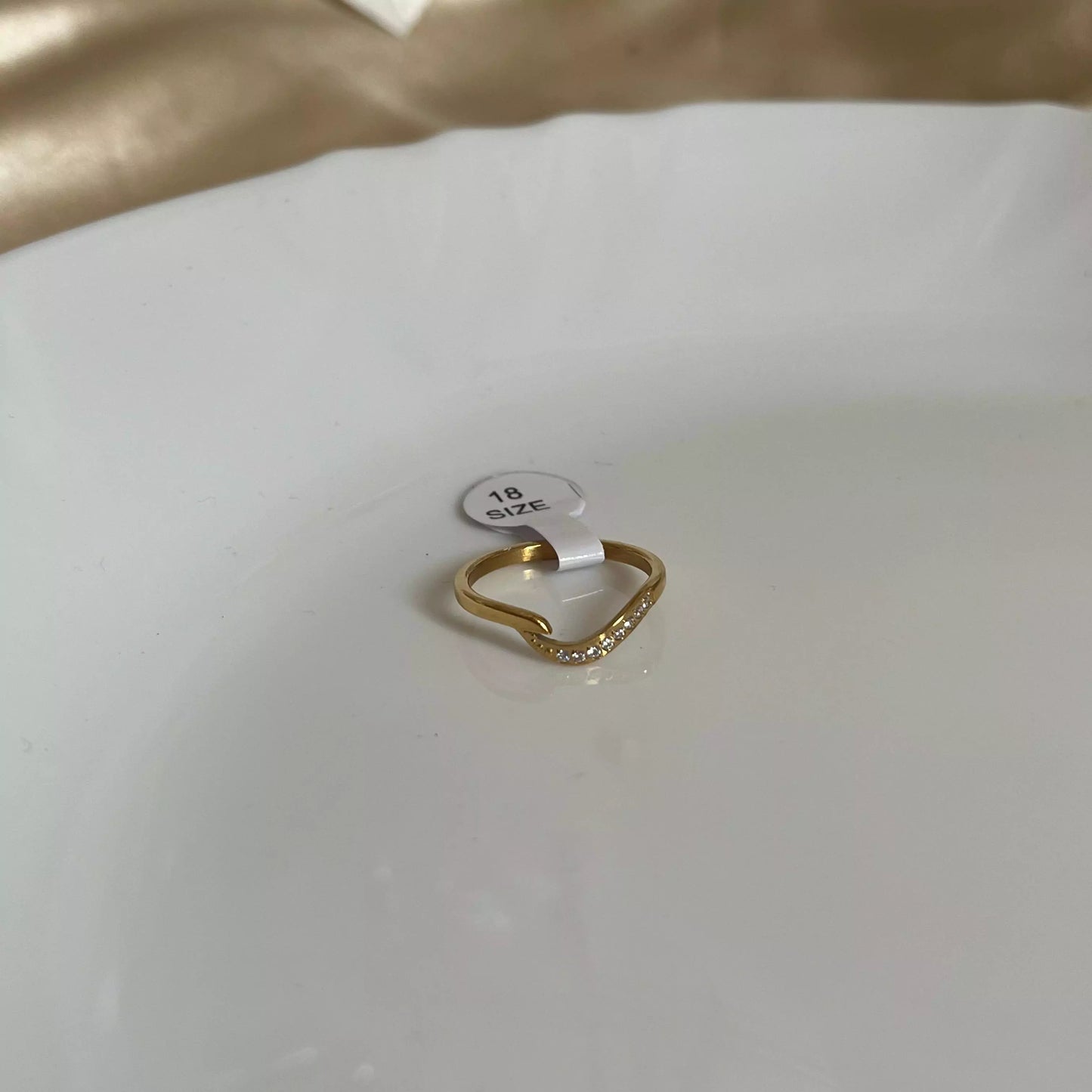Hisha Ring