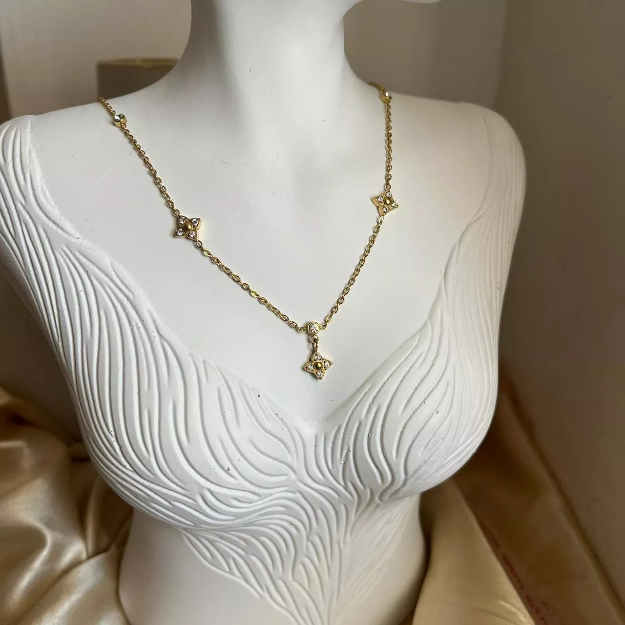 Shay Dainty Necklace