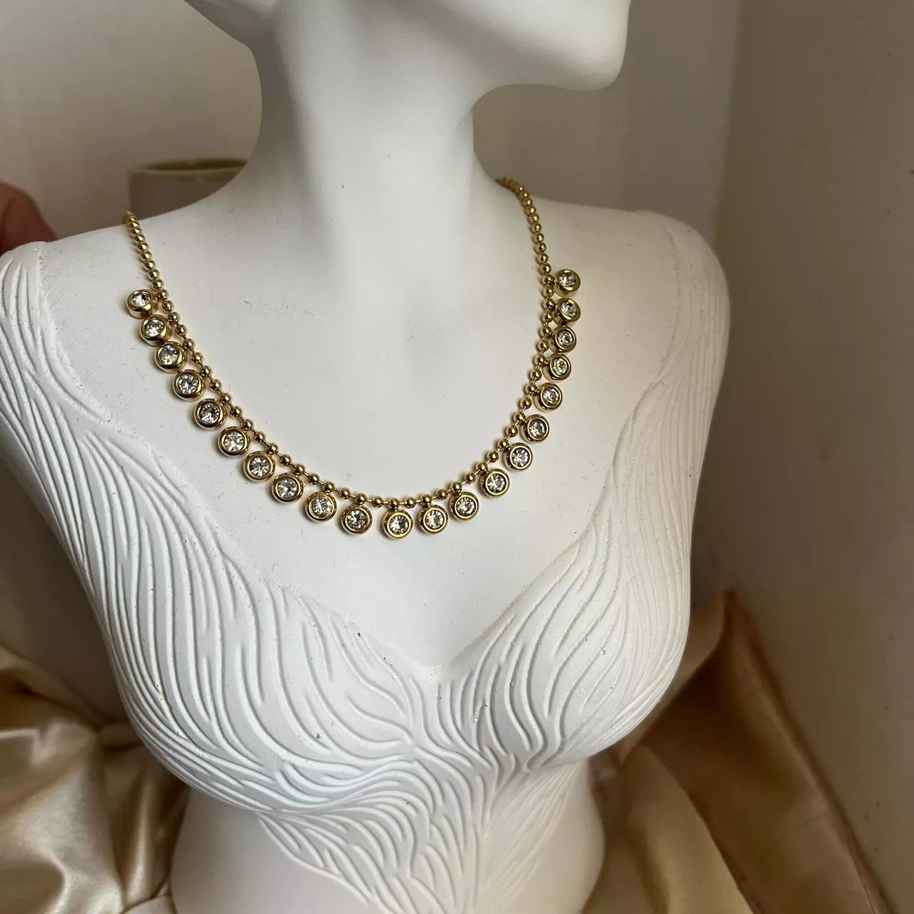 Tone Collar Necklace