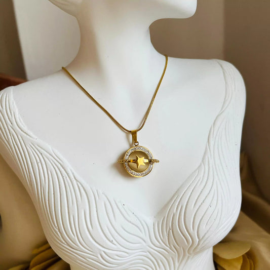 Luna Necklace