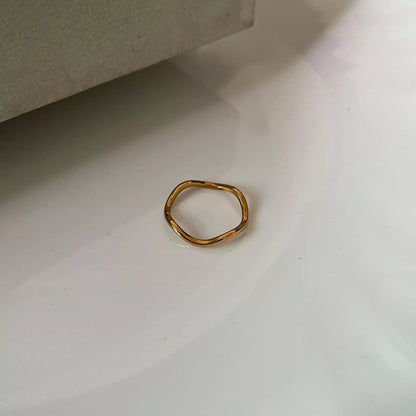 Wave Thin Ring