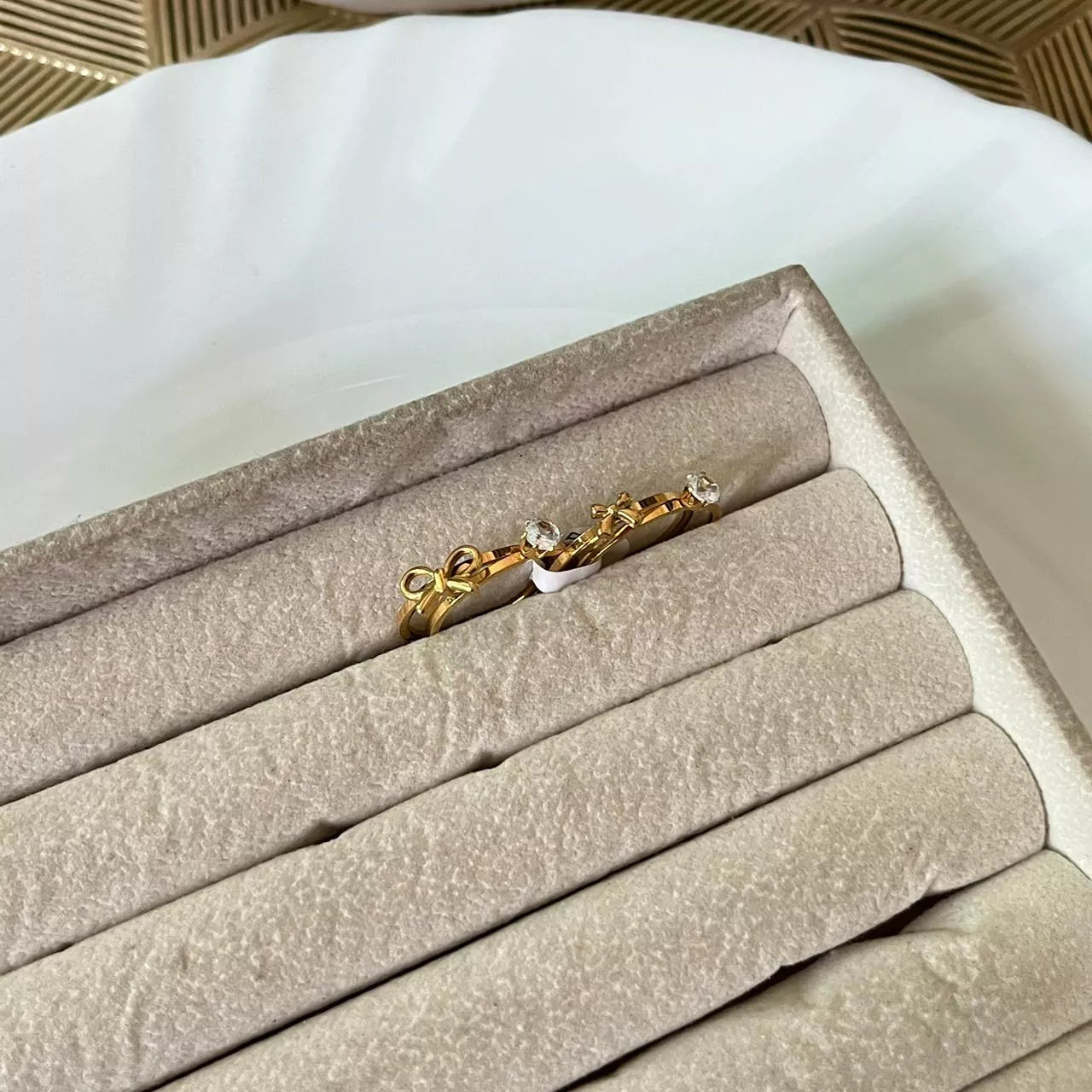 Bows Stud Ring set (set of 4)