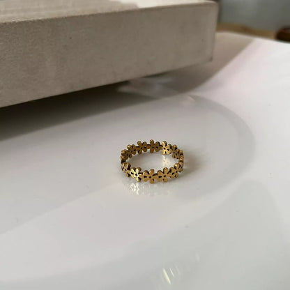 Flower Chained Ring