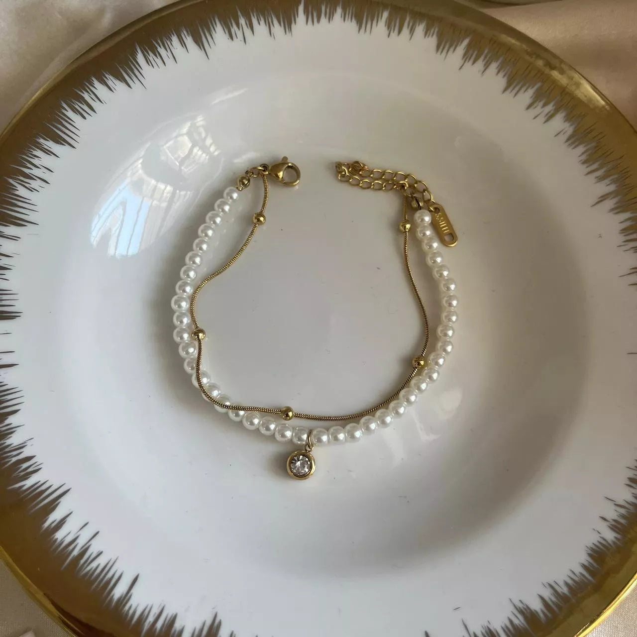 Pearls Layered Sheen Bracelet