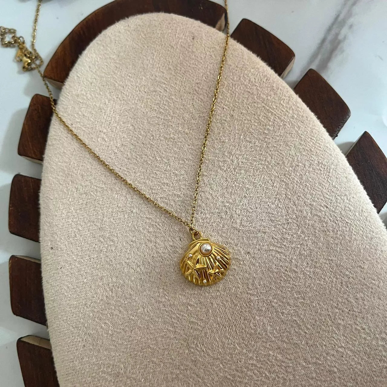 Shell Beachy Necklace