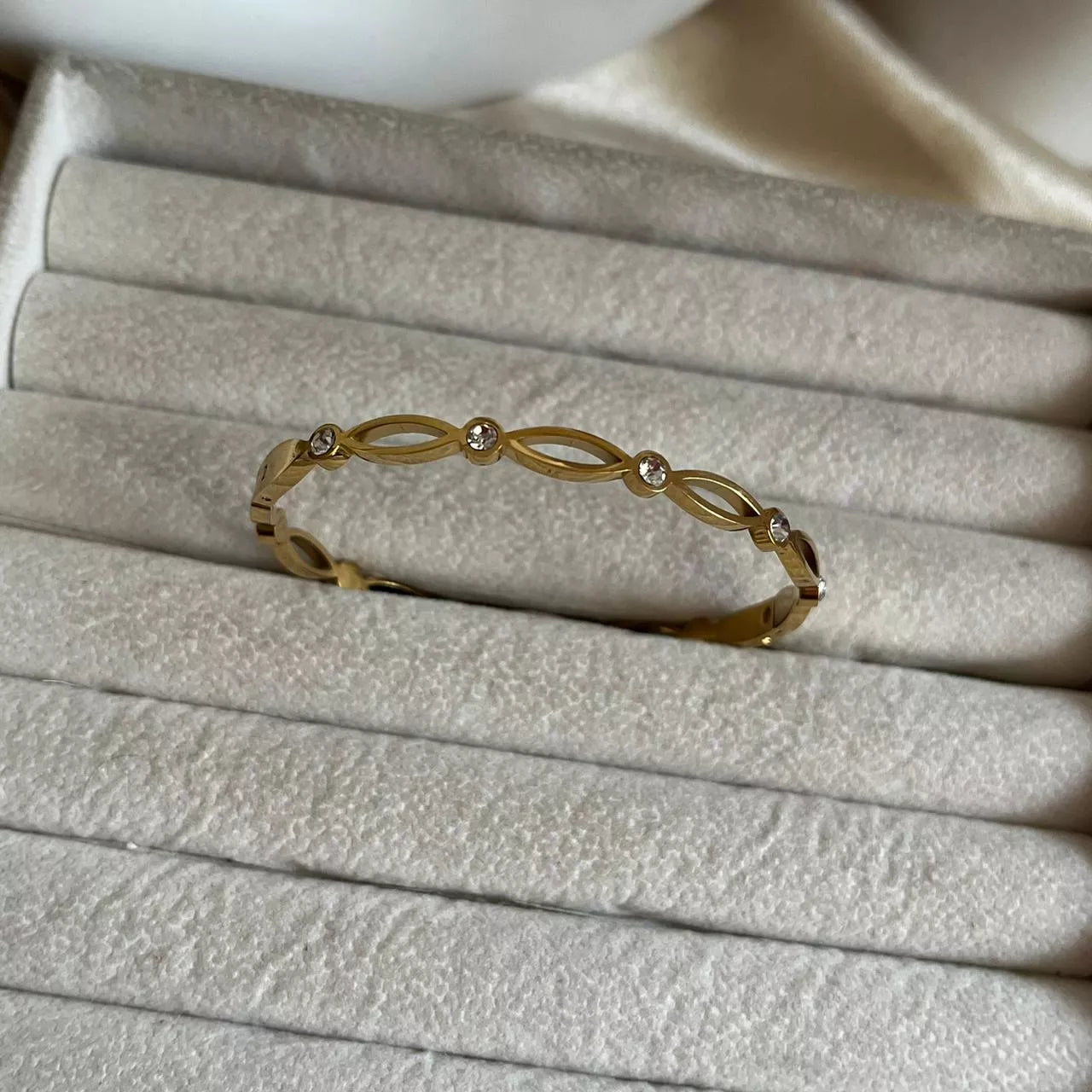 Aisa Bracelet