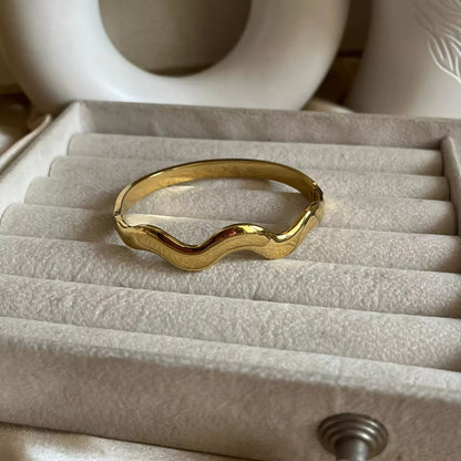 Vane Bracelet