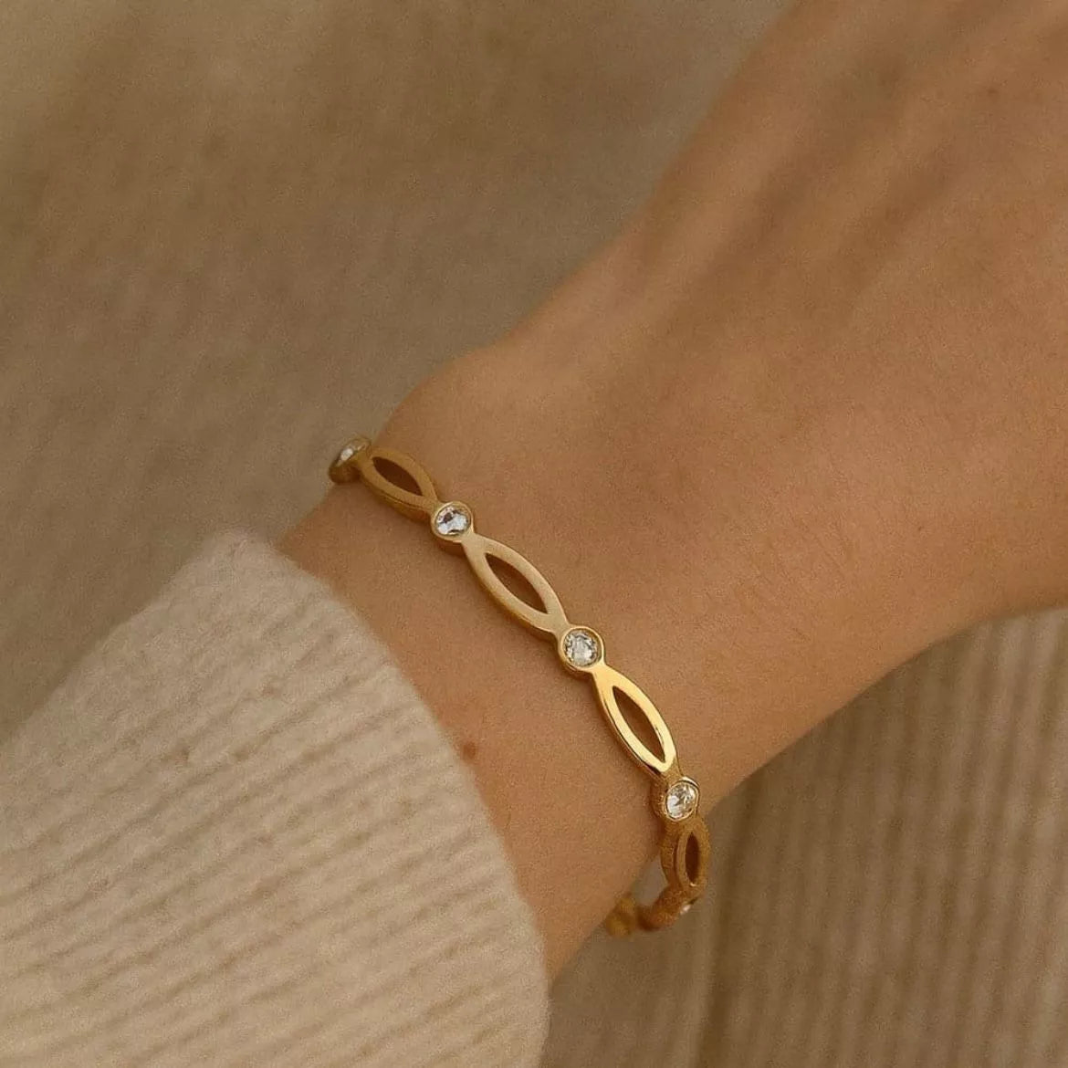Aisa Bracelet