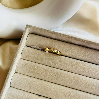 Binsha Band Ring