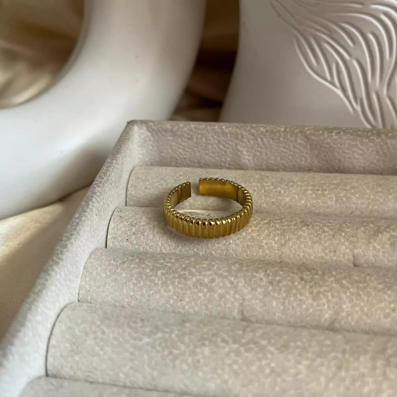 Bleen Ring (size 9)