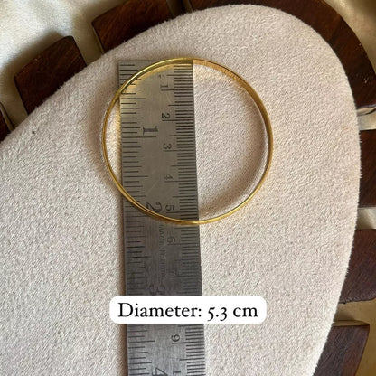 Gold Bold Bangle Set - Size 2’4 (diameter: 5.3 cm)