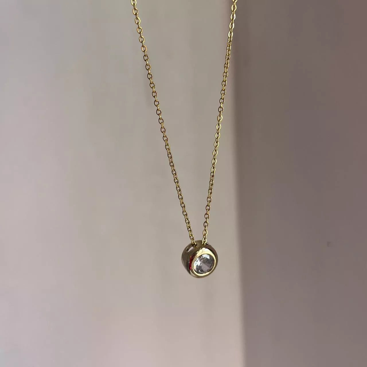 Round Stone Necklace