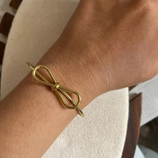 Bow Bracelet