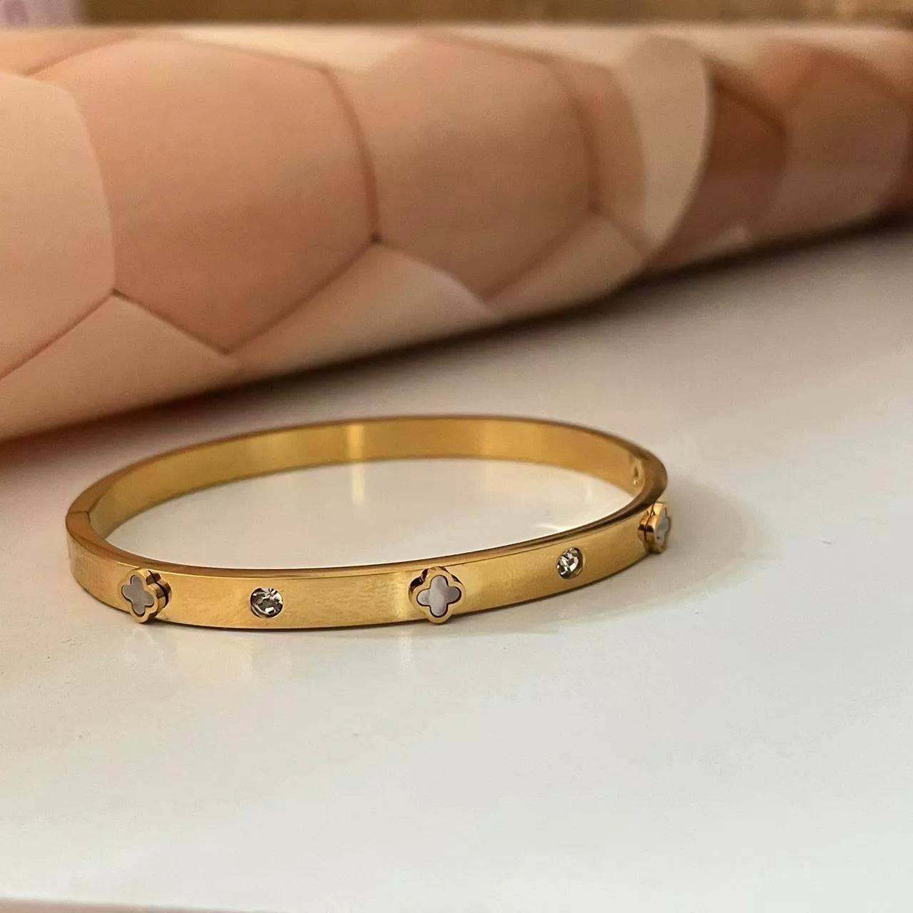 Clova Bracelet