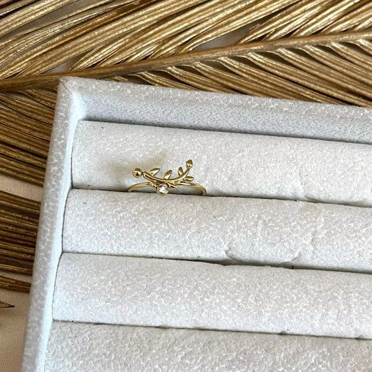Leaf Stone Ring