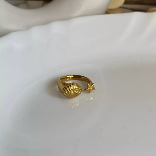 Shell Star Ring (fits to size 8-9)