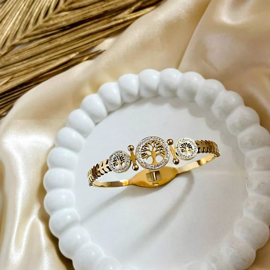 Tressa Leaves Bracelet