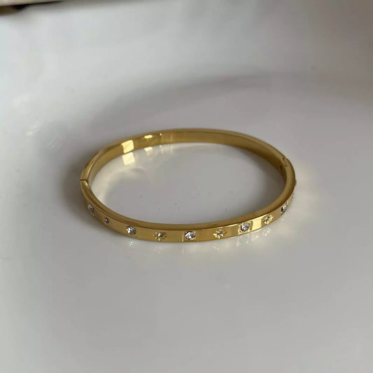 Star Stud Bracelet- Baby size