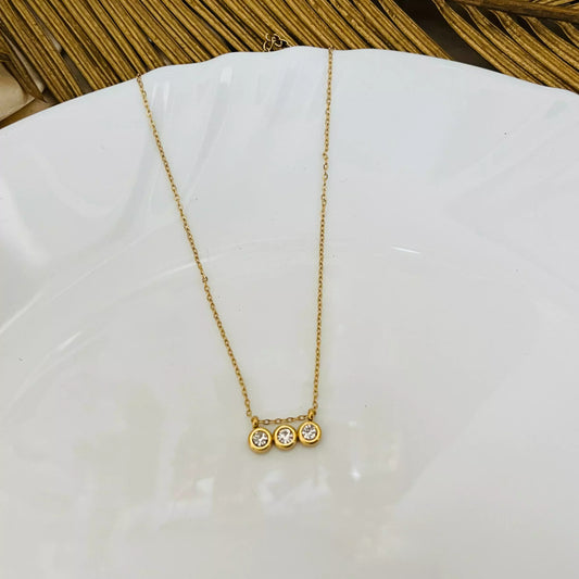 Heeya Necklace