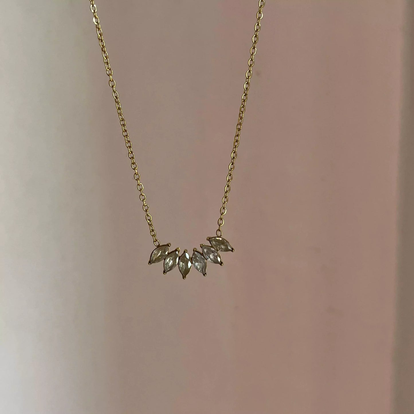 Winsha Necklace