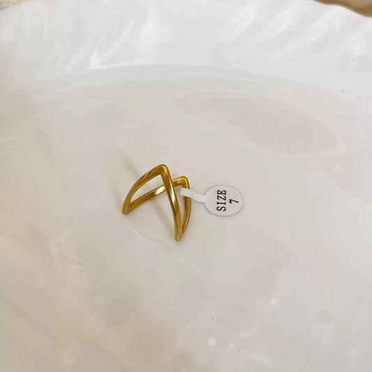 V Plain Ring