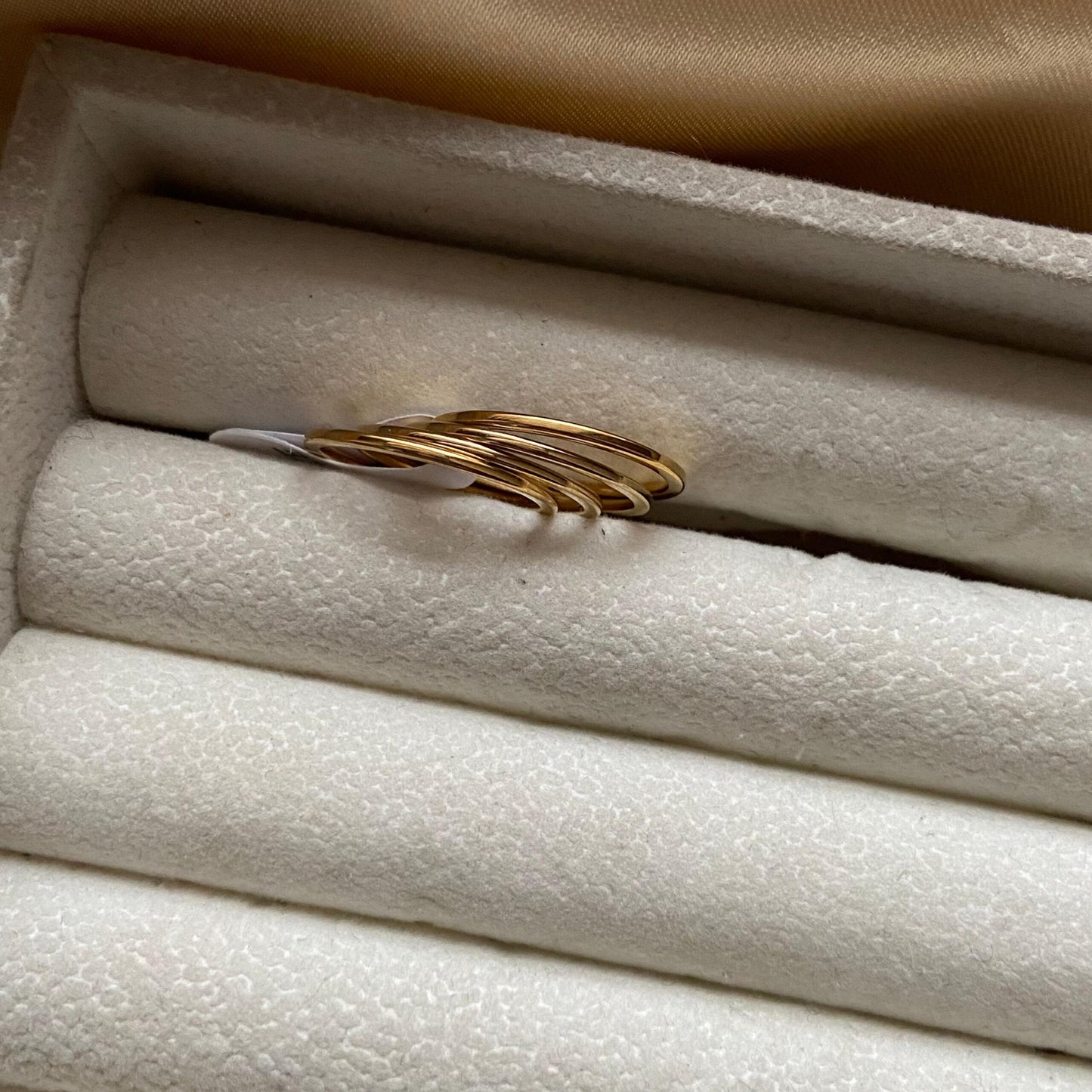 Staple Gold Rings - Set of 4 rings