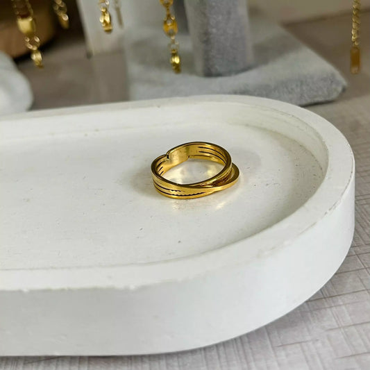 Cross Statement Ring