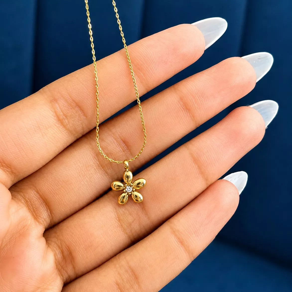 Flower Stud Necklace